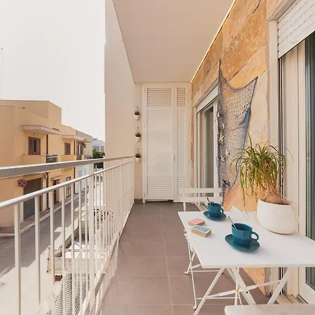 The Flower Polignano a Mare